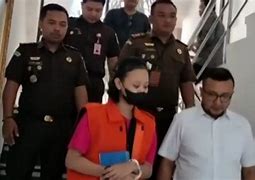 Oknum Dprd Pukul Wanita Di Jakarta Pusat Di Tahan